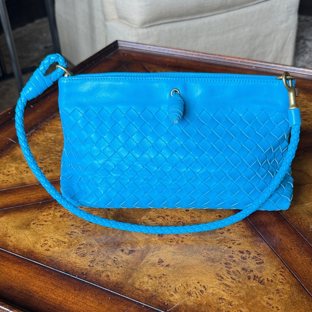Bottega Veneta Woven Leather Shoulder Bag. Excellent condition.